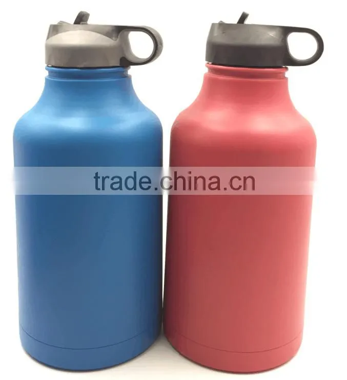 Big capacity sports bottle with tip