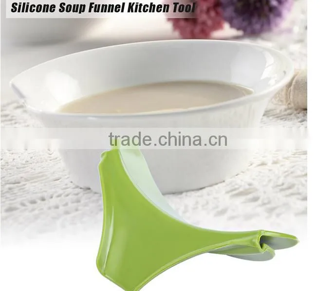 Creative Silicone Soup Funnel Water Deflector Cooking Tool Kitchen Gadget / Silicone Soup Funnel kitchen tool