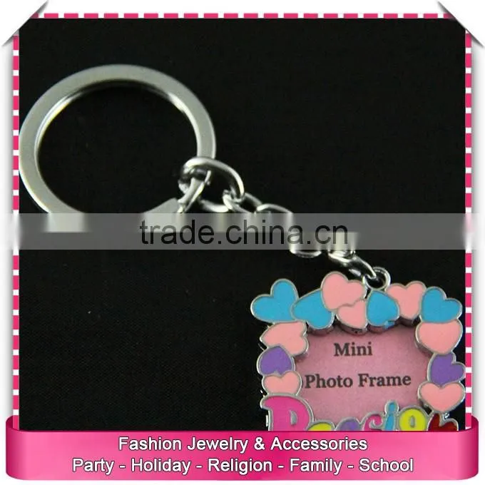 Cheap heart shaped photo keychains, low price photo frame key chains