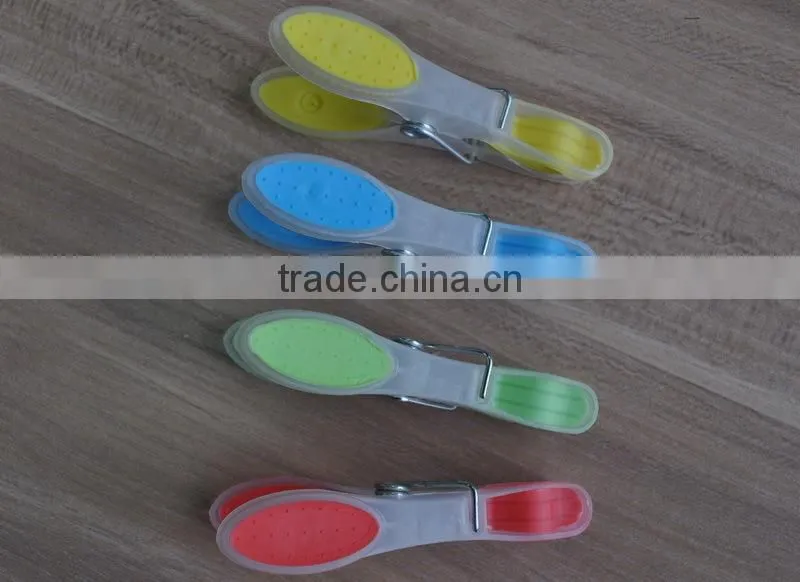 High quality Clothes pegs with basket