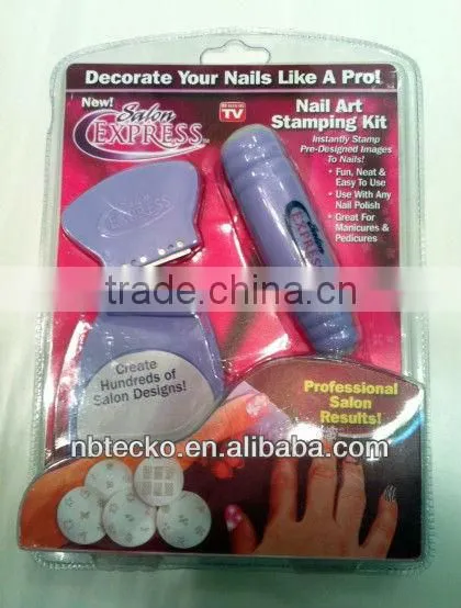 Hot selling nail art stamping kit with hundreds of designs