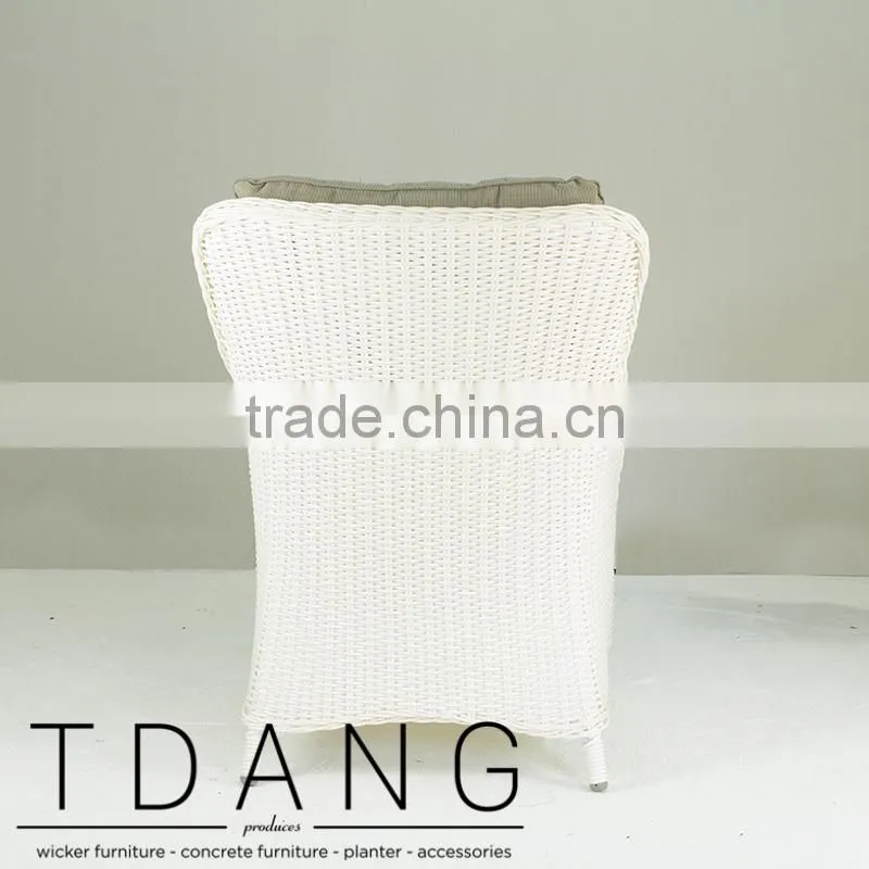 Valencia Wicker Lounge Chair - Patio Wicker Furniture Set