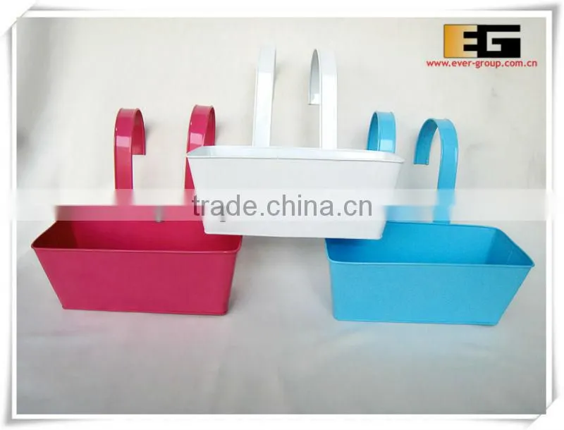 Zinc powder coated decorative hanging flower planters