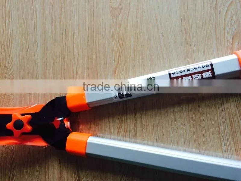 pruning shears Aluminum fence cut
