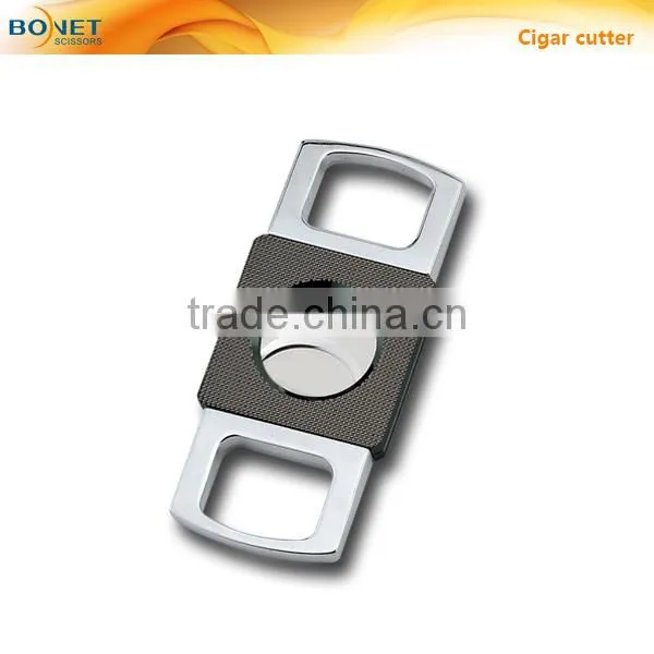 SC11003 CE Certificated Cuts up to a 56 ring gauge cigar best TPR soft grip cigar cutter
