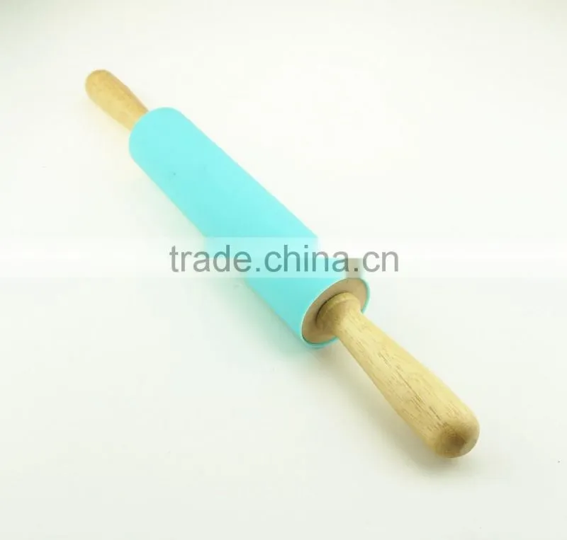 46018 silicone dough pastry flour rolling pin with wooden handle