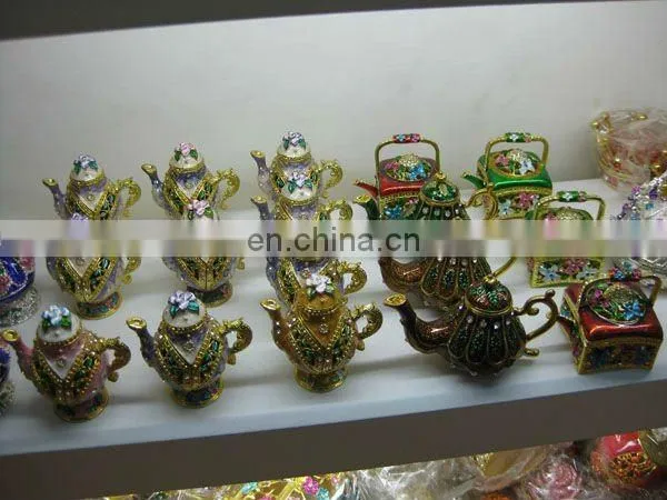 New design Chinese God Figure