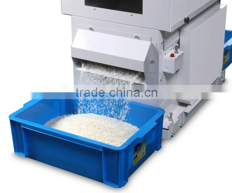 Japanese broken rice selector (BRS-400) exhibit