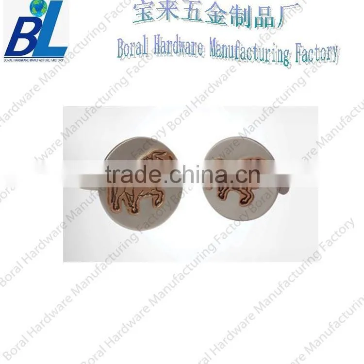 Best gifts of crystal cufflinks wholesale for gentlemen