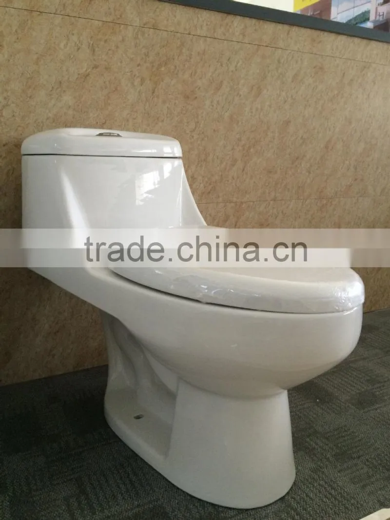 8247 China bathroom one piece siphonic toilet bowl