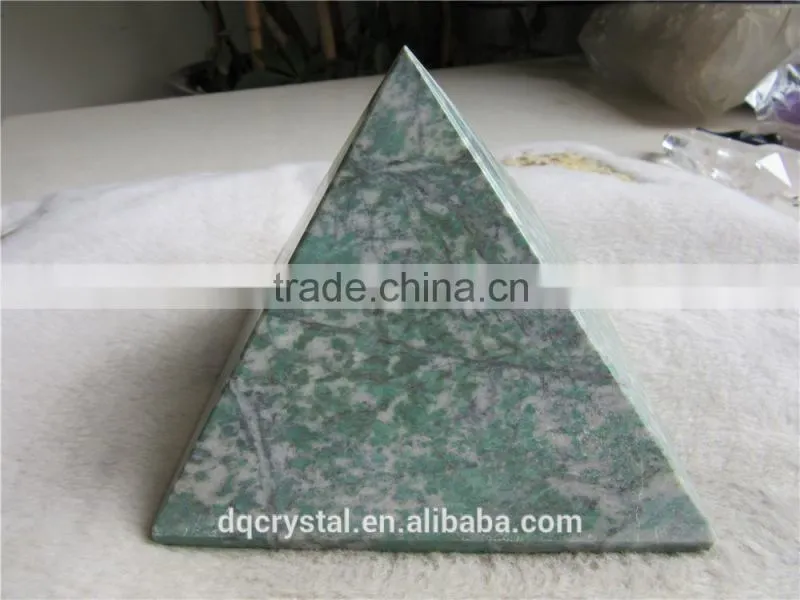 2015 new coming Labradorite pyramid factory direct