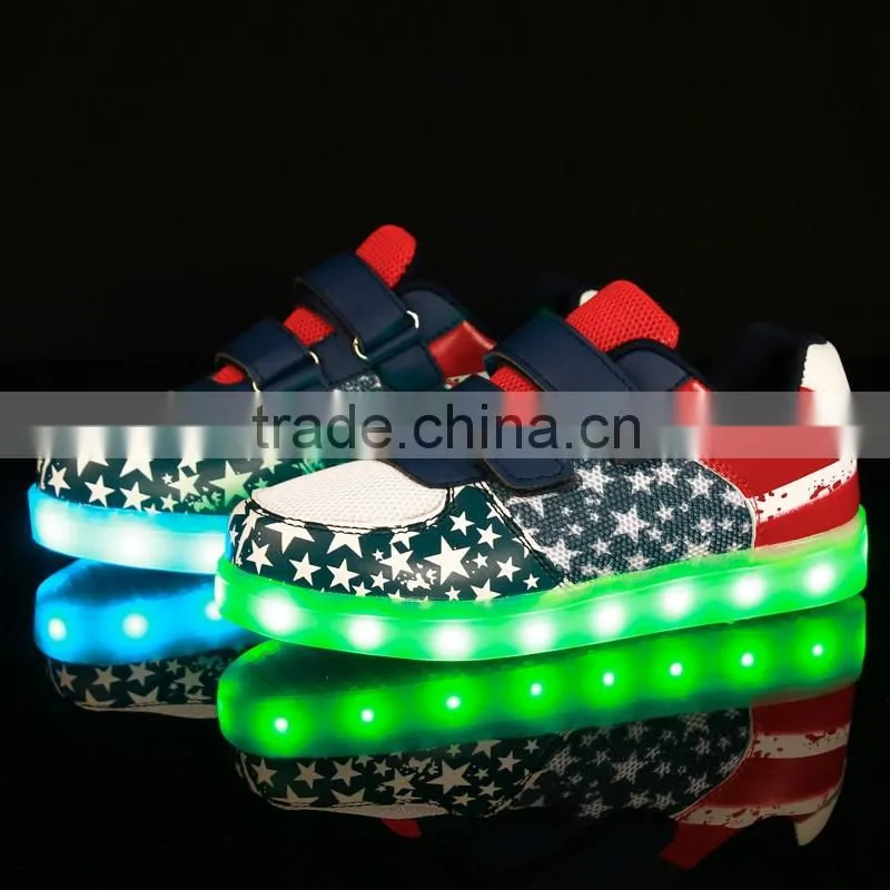Fashionable American flag style led shoes kids light sports shoes and sneakers for adult casual 2017