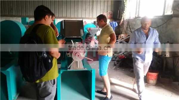 Factory Price screw expeller designed automatic small soybean peanut seasame castor seed oil press