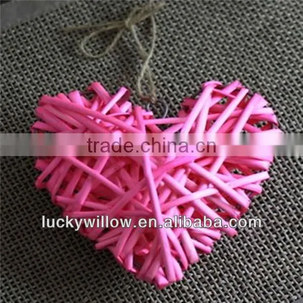 new design hanging heart shape wicker decoration