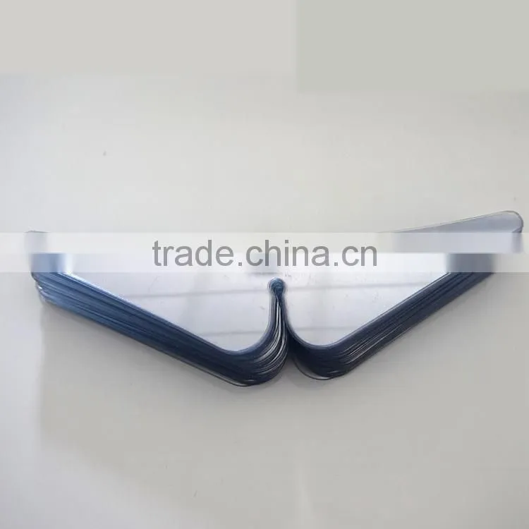 Factory Sell Plastic Transparent/White/Light Blue Customized Shirt Necklace Collar Butterfly Stay