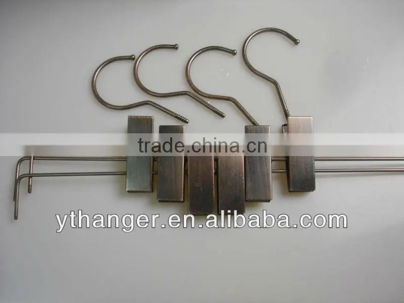 MH-02 round metal hooks square cross bar with clips hanger