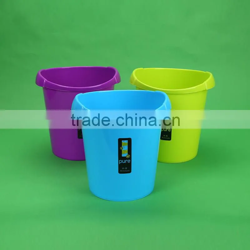 household simple design plastic trash bin with lid