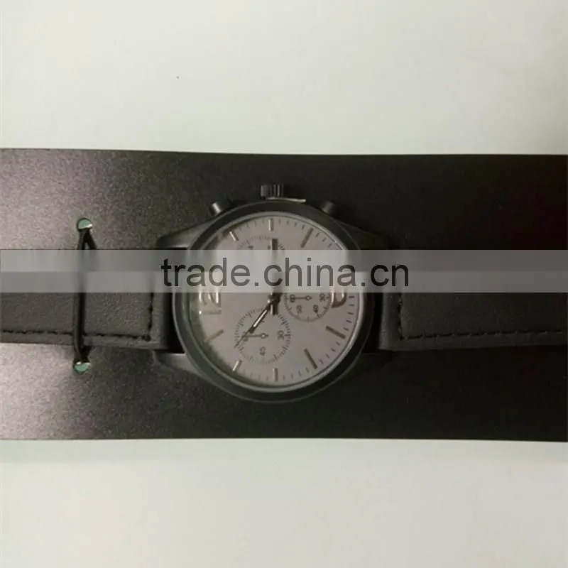 Hot-selling three eyes leather strap men wrsit watch