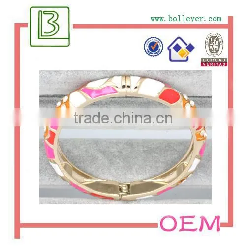 Oval Shape silver Filled Womens Bangle Bracelet