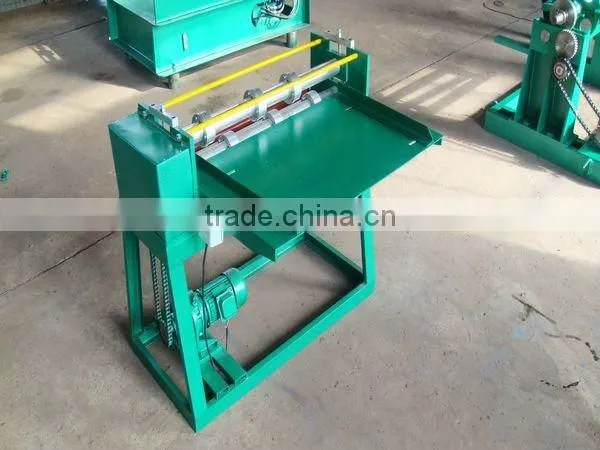 Colored steel plate slitting machine