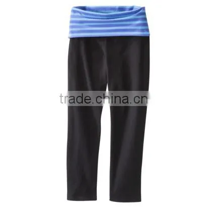 Durable and breathable women's yoga capri pants with skirts, made of high quality fabric