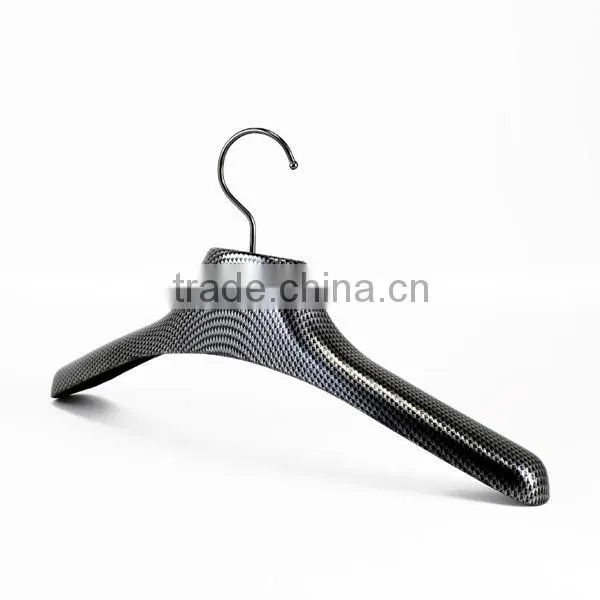 Plastic Clothes Hanger with Carbon Pattern for Bathroom Accessory