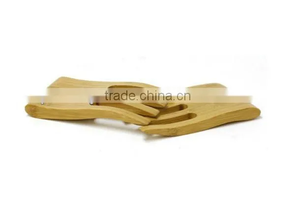 Bamboo Salad Hands