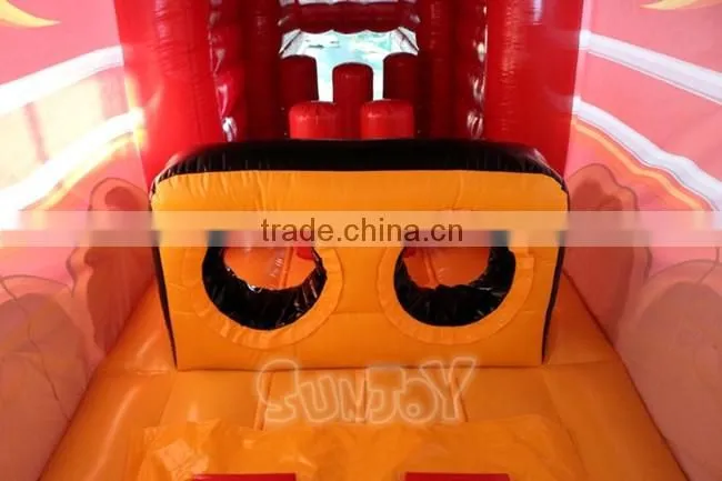 EN14960 Fantastic Red Car Inflatable Obstacle Course