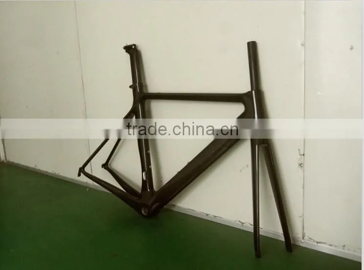 New Design Carbon Fiber 700C Road Frameset +seatpost +headset+carbon fork