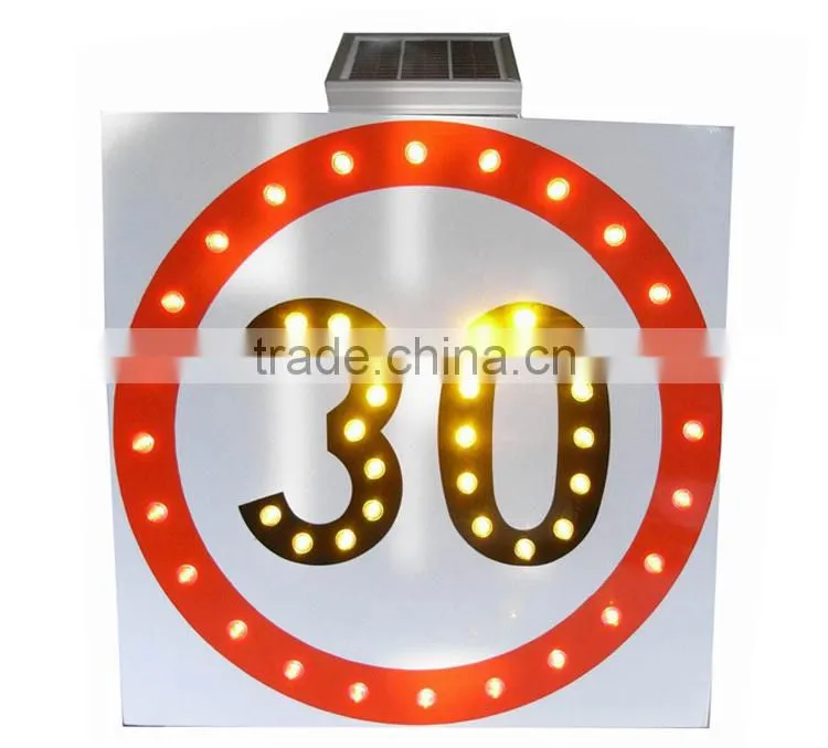 LED arrow board for construction