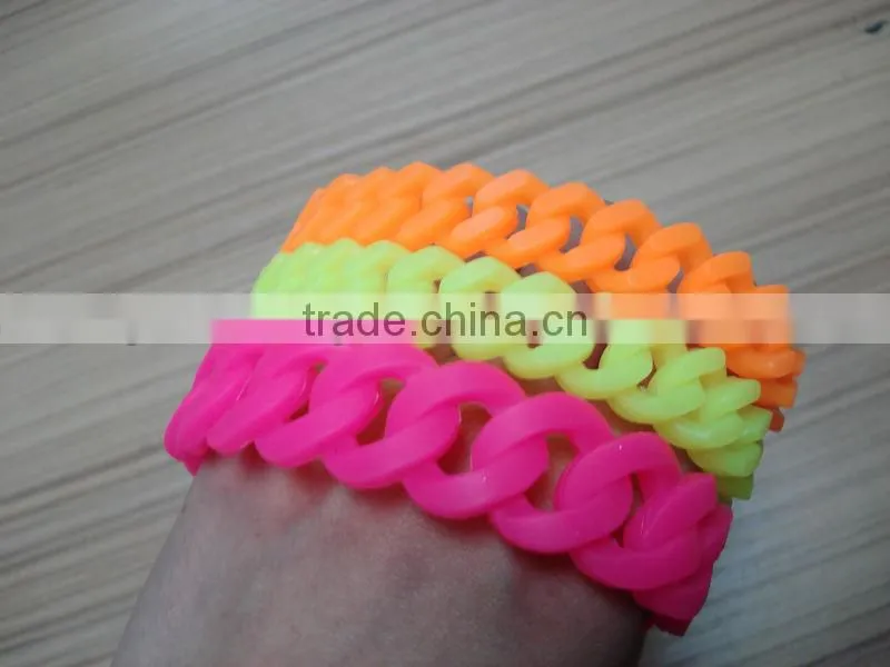 newly wear-resisting colorful silicone bead bracelet