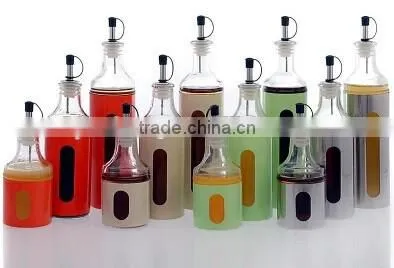 2016 unique more style red plastic coating glass olive oil dispenser