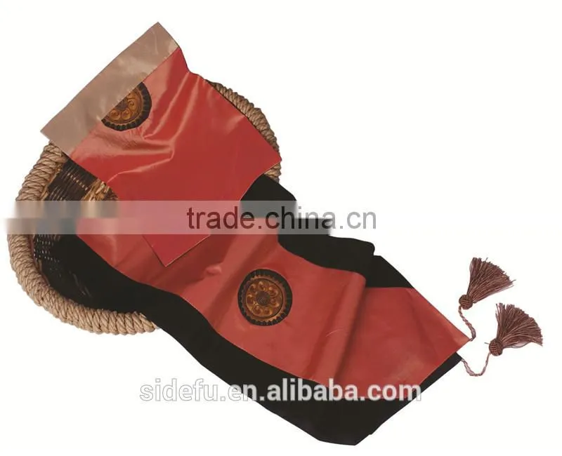 Super Durability Decorative Polyester Table Runner