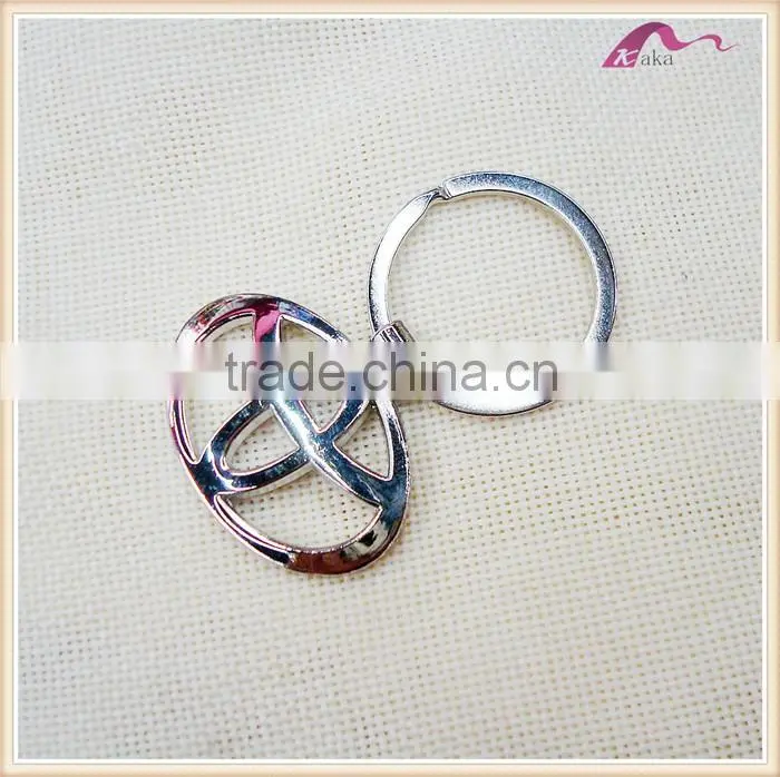 Cheap Wholesale Custom Shaped Car Logo Metal Keychain