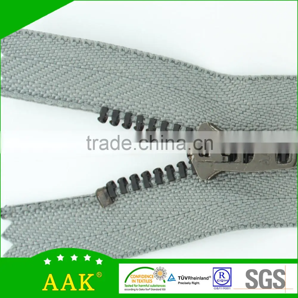 4YG slider 4#Gun metal y-teeth close end big backpack metal zipper