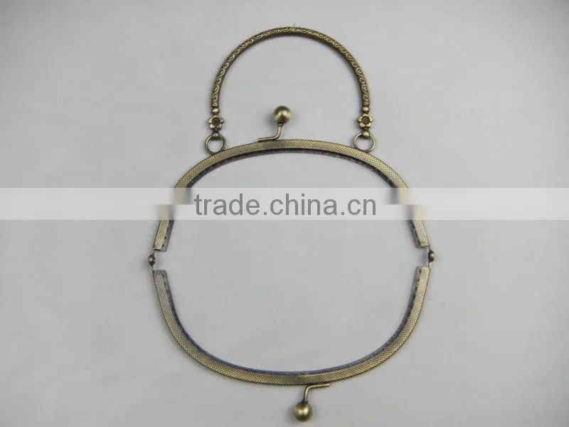 NEW!Antique Brass Fashion DIY Metal Sewing Handbag Frames With Handles DIY Accessories With Love Pattern