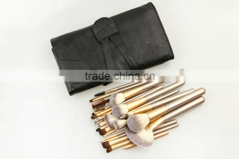 Private label wholesale professional wood handle Pony hair makeup brush