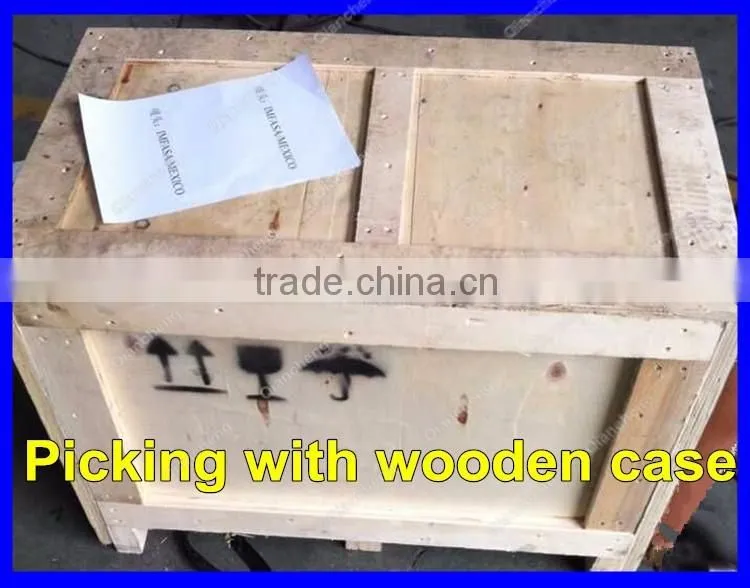 PLC Controlled label applicator,semi automatic bottle labeling machine