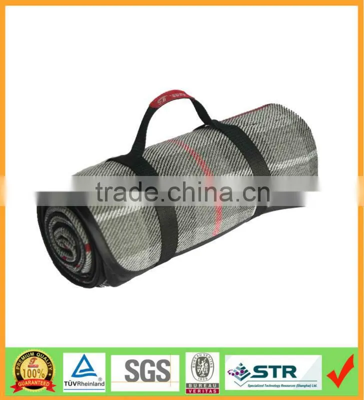 Portable Roll Up Blue color Polar Fleece Blanket with Strap