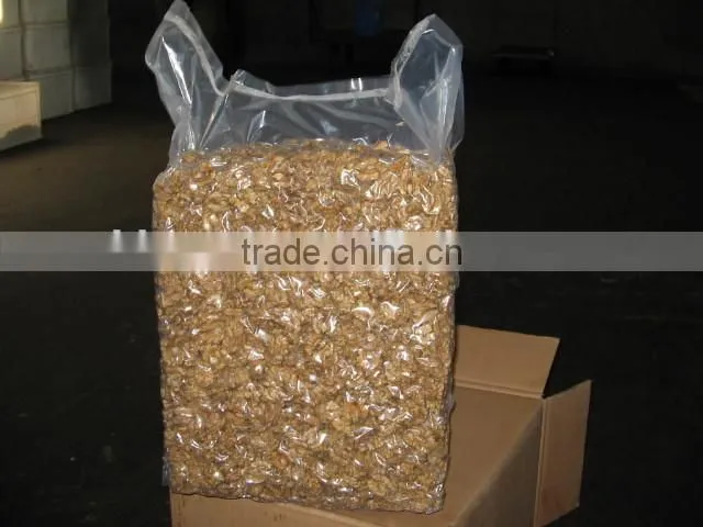 Factory Price Bulk Walnut Kernels Light Amber Quater for Sales