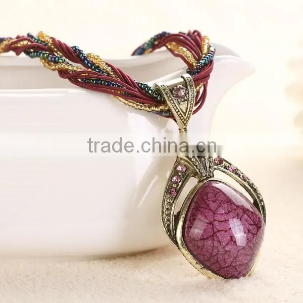 Vintage Lady Fashion Rhombus Stone Necklace