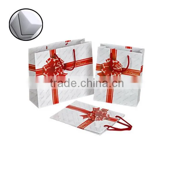 OEM beatuiful paper gift bag with the best price made in China