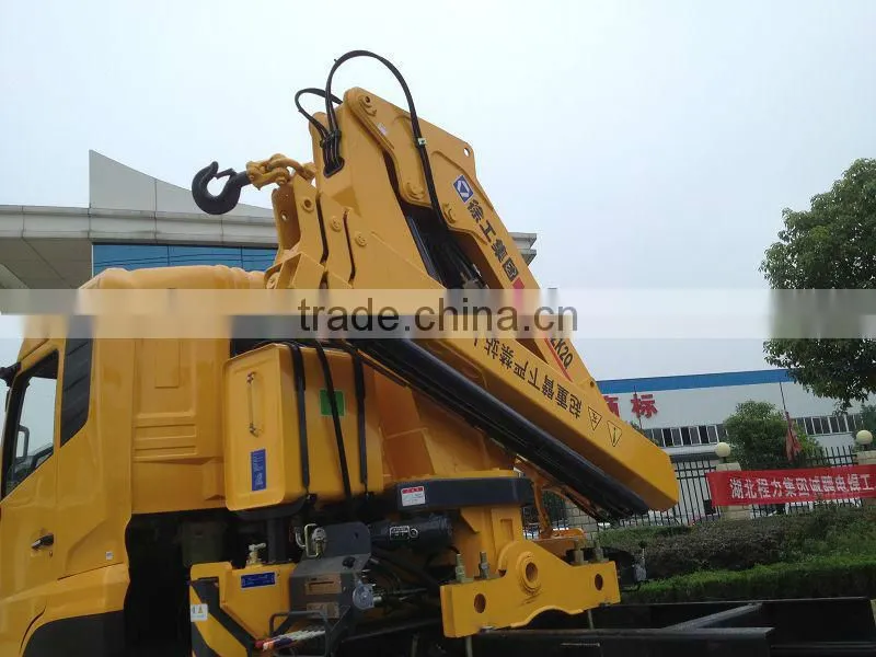 Dongfeng 6x4 dump truck with crane, dump truck mounted crane