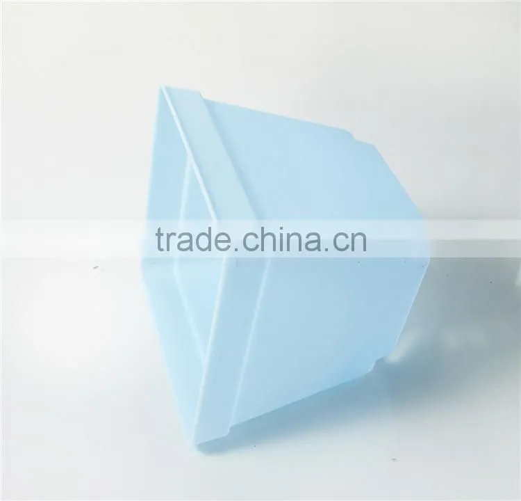 Plastic Colorful Small Square Flower Pots with Pallet Tray Saucer for Decoration of Home Office Desk Garden Flower Sh