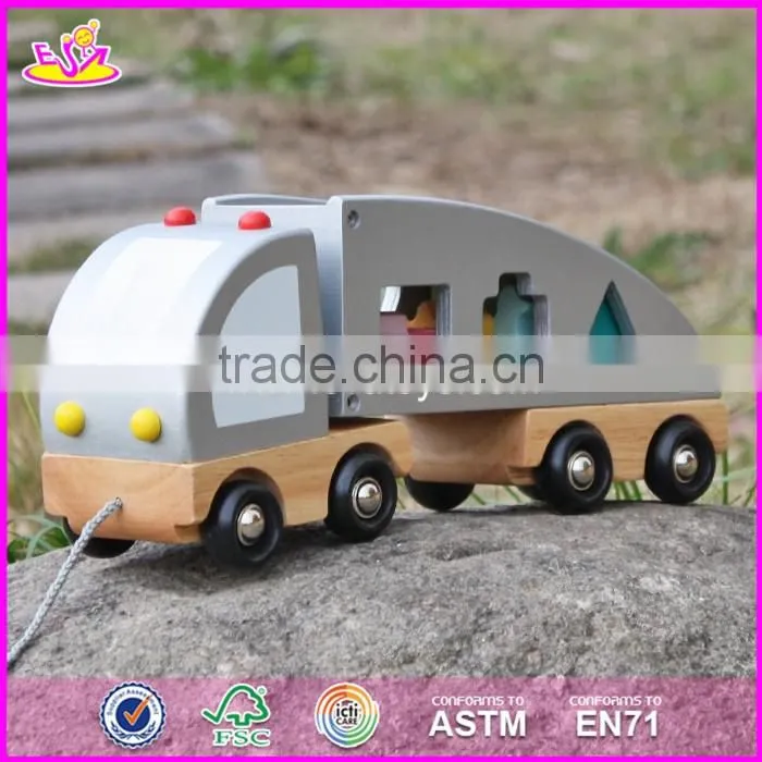 2017 new design children educational toy wooden trains with animals blocks W05C084