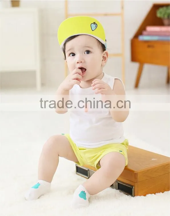 Lovely Pear Pattern White Polyester Socks Custom Print Baby Socks