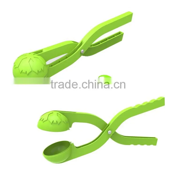 2016 new style Fully stocked Hot new snowflake ball for snowball maker snowball manufacturer