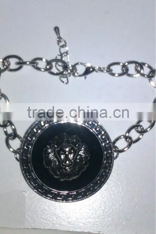 Vintage silver Lion Medallion Rings, Lion Rings, Round Lion Rings for girls