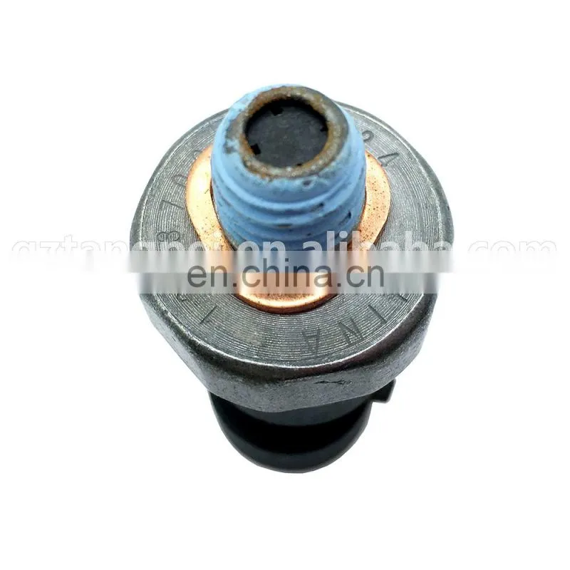 Auto Engine Spare Parts Oil Pressure Sensor Switch OEM 12637009 12635992