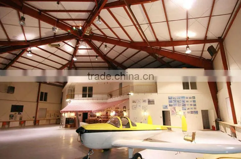 Stainless steel aircraft hangar with heat insulation